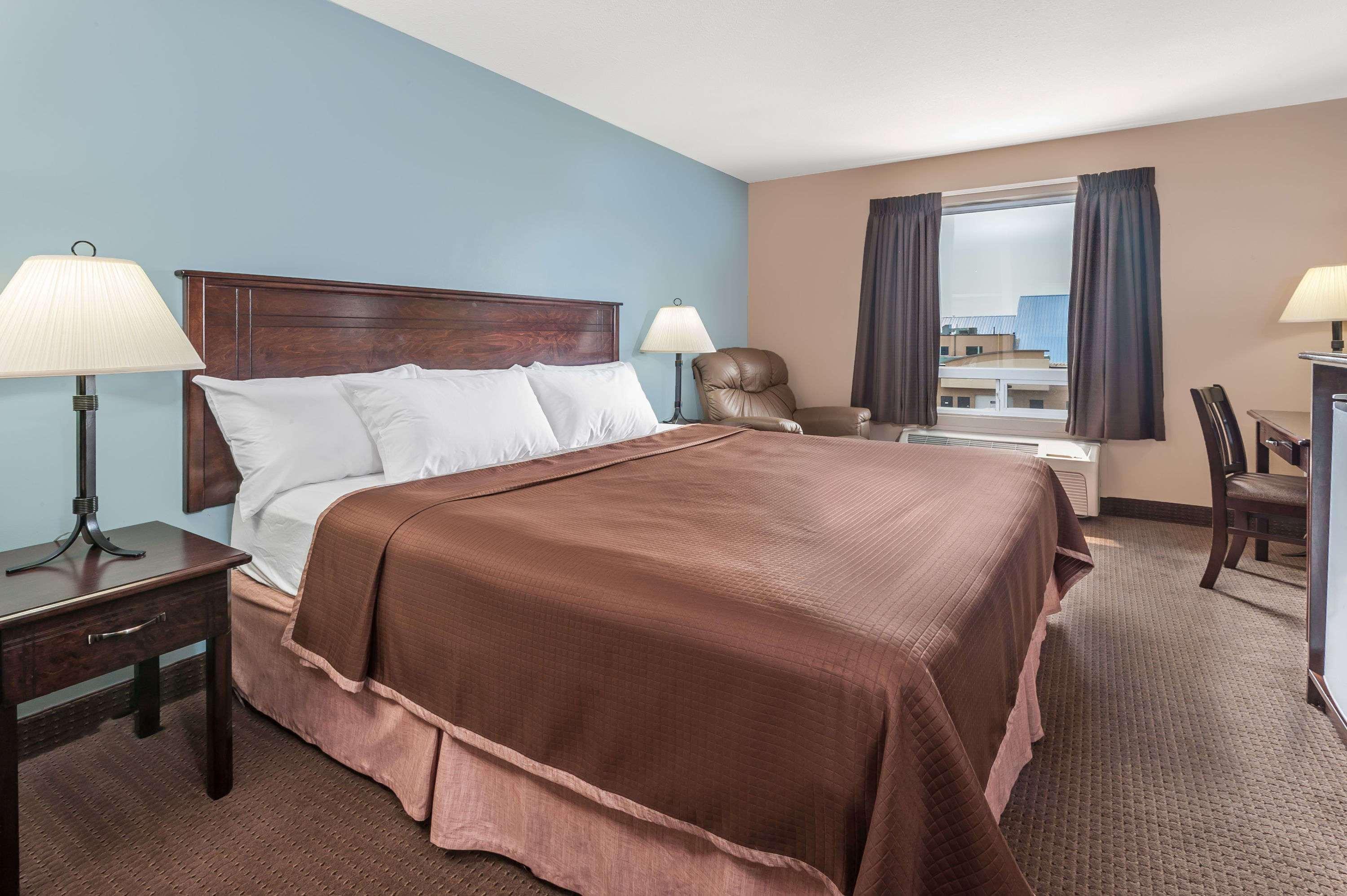 Готель Super 8 By Wyndham Edmonton South Екстер'єр фото