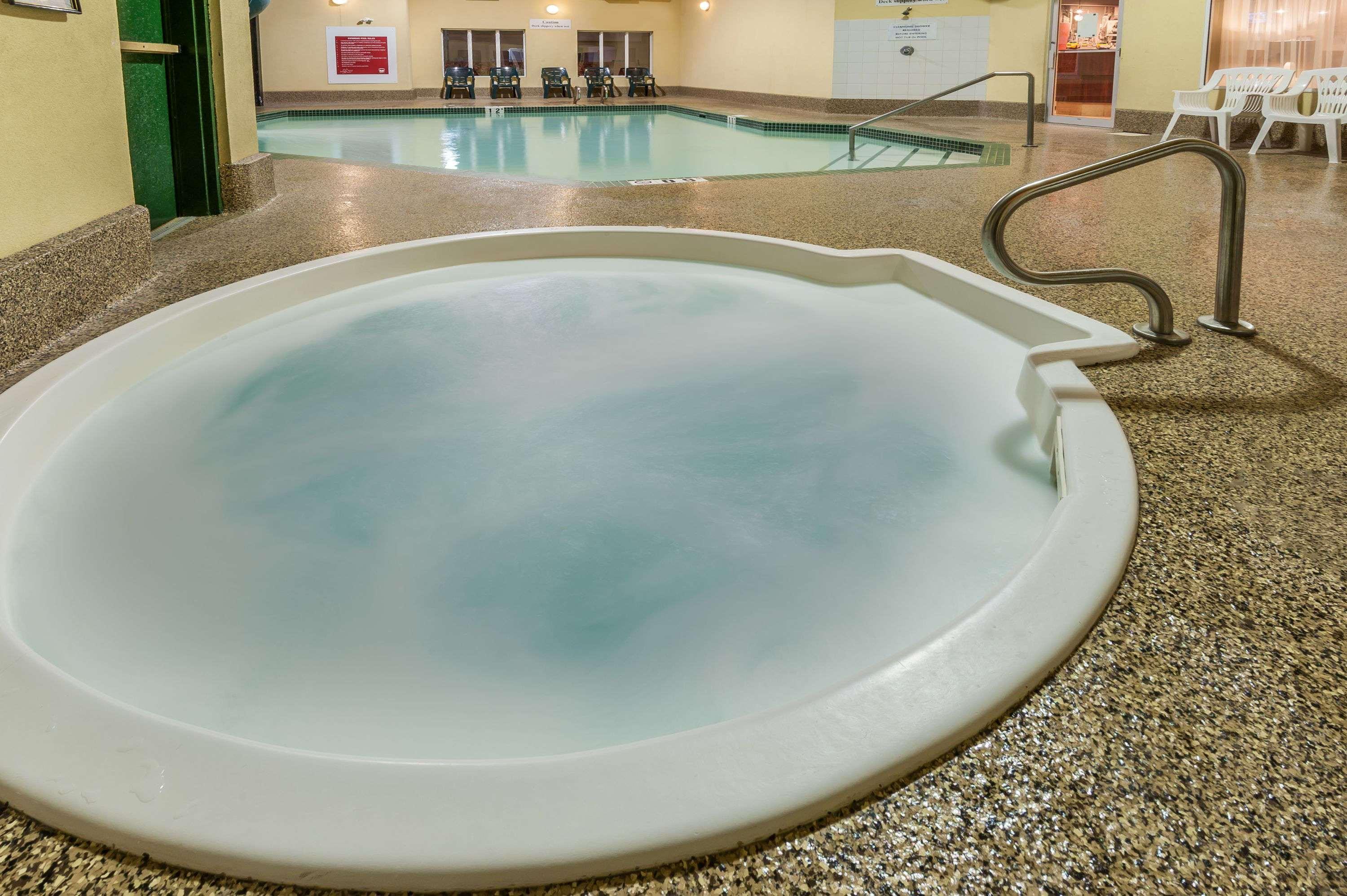 Готель Super 8 By Wyndham Edmonton South Екстер'єр фото